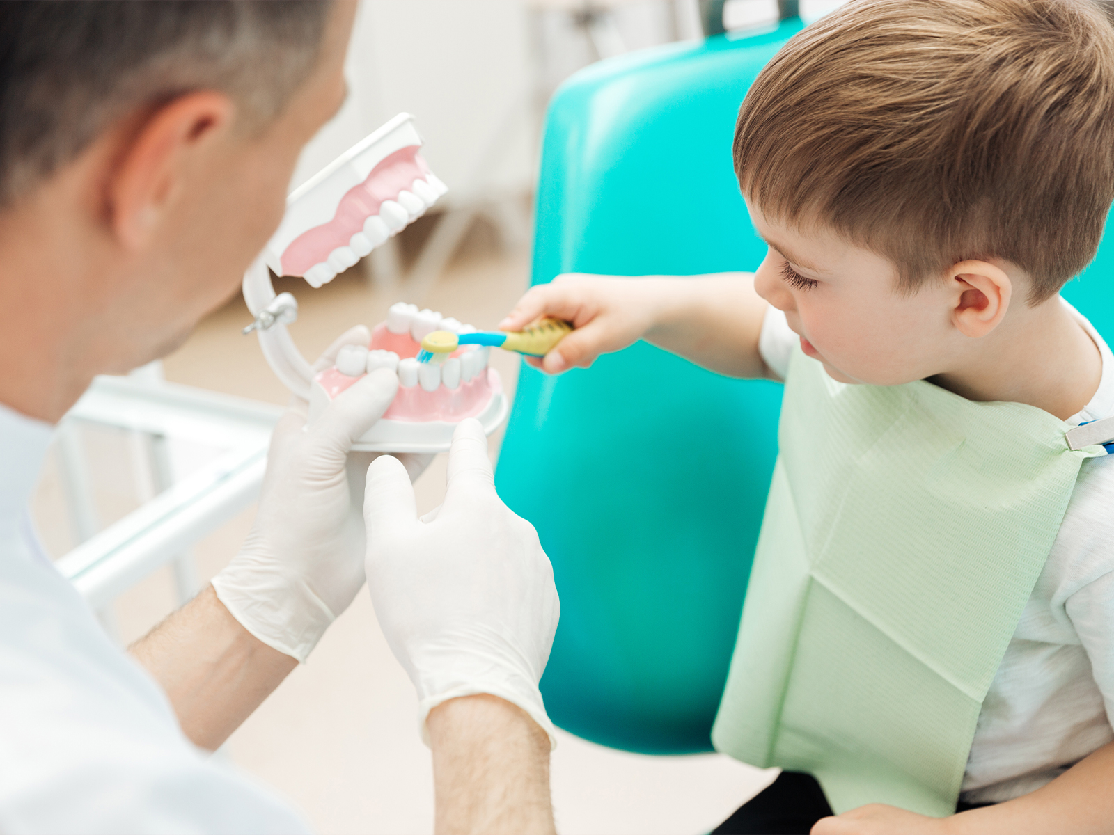 It is important to routinely monitor children's dental health, so we recommend regular visits to the dentist.